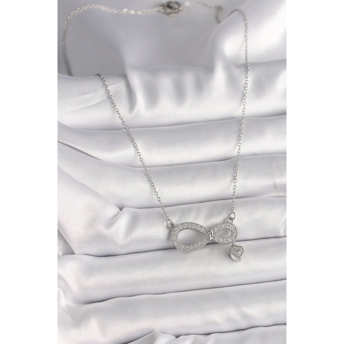 316L Çelik Gümüş Renk Zincir Zirkon Taşlı Sonsuzluk Model Taşlı Kalp Detay Kadın Kolye - Lisinya