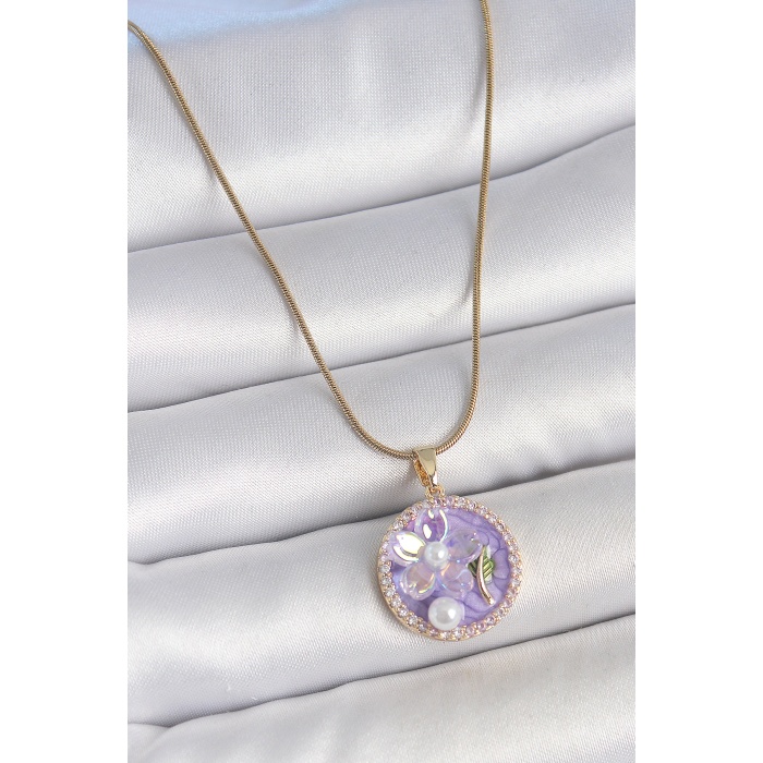 316L Çelik Gold Renk Zincir Zirkon Taşlı Mor Mineli Çiçek İşlemeli İnci Detay Portre Model Kadın Kolye - Lisinya
