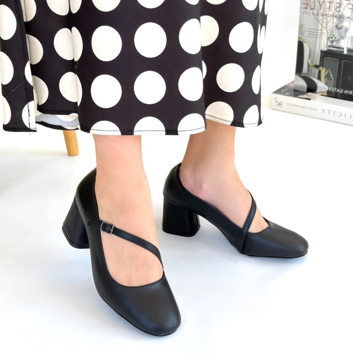 Kier Siyah Cilt Topuklu Ayakkabı - Lisinya