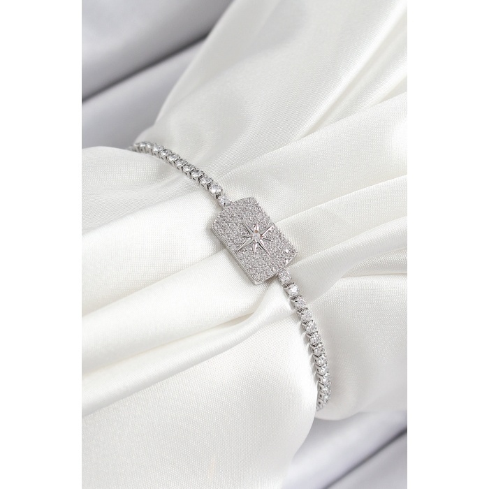 Pirinç Zirkon Taşlı Kutup Yıldızı Model Gümüş Renk Asansörlü Kadın Bileklik - Lisinya