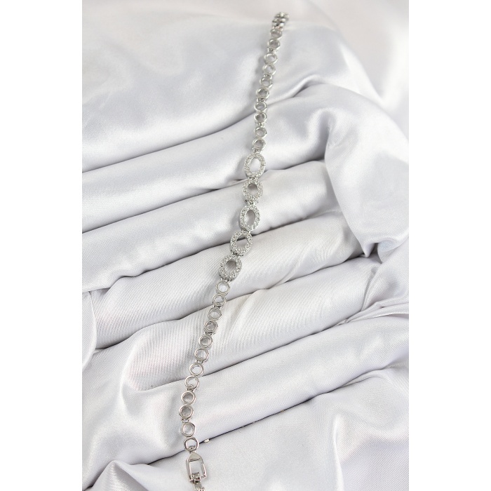 Pirinç Zirkon Taşlı Oval Model Gümüş Renk Kadın Bileklik - Lisinya