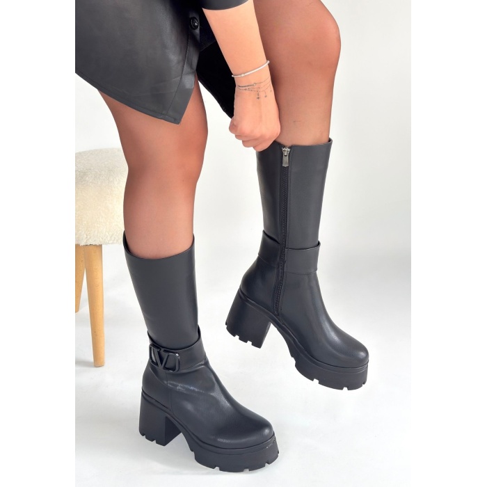 Moki Siyah Cilt Topuklu Çizme - Lisinya