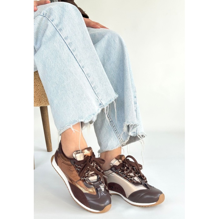 Ranu Kahverengi Cilt Paraşüt Detaylı Bağcıklı Spor Ayakkabı - Lisinya