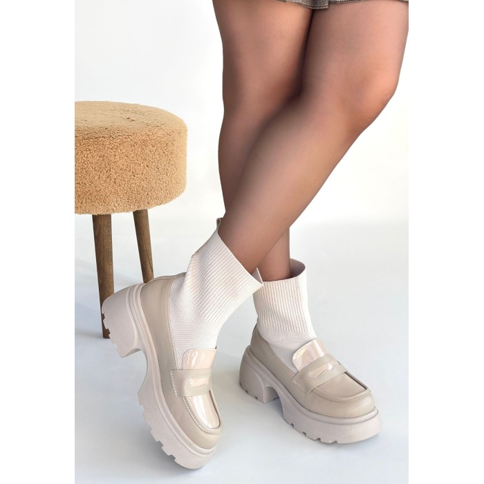 Wanye Bej Cilt Cilt Streçli Bot - Lisinya