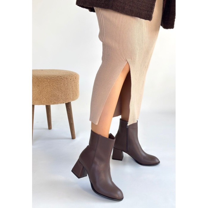 Tendy Kahverengi Cilt Topuklu Bot - Lisinya