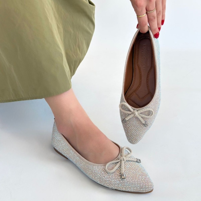 Sarra Bej Saten İşlemeli Babet Ayakkabı - Lisinya