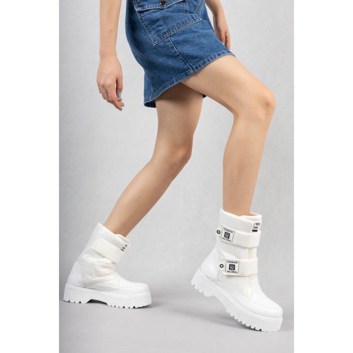 Miah Beyaz Rugan Kar Bot - Lisinya