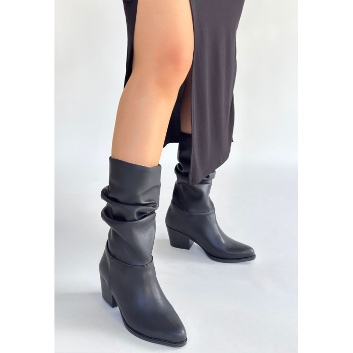 Yior Siyah Cilt Topuklu Bot - Lisinya