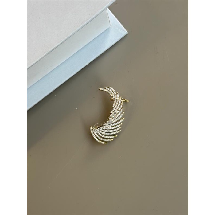 Taşlı Kıkırdak Küpe - Altın