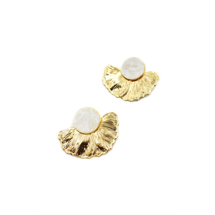 Sedefli Metal Yaprak Küpe - Altın