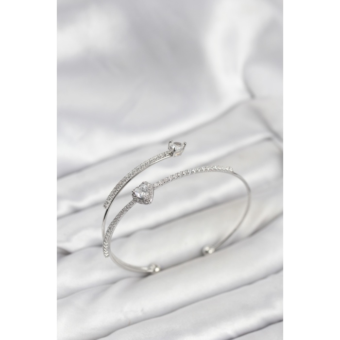 Kalp Model Pirinç Gümüş Renk Kadın Bileklik - Lisinya