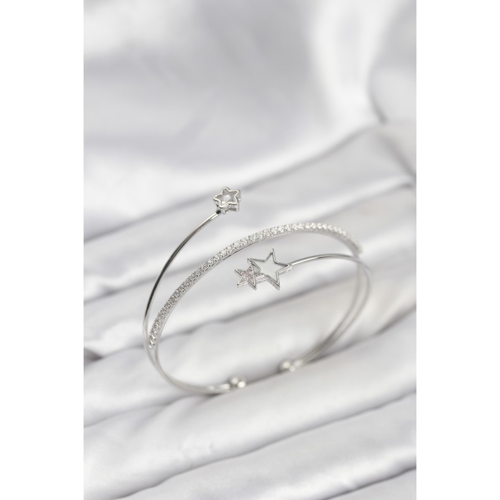 Yıldızlı Model Pirinç Gümüş Renk Kadın Bileklik - Lisinya