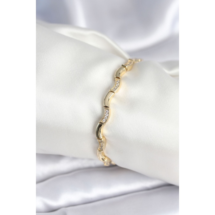 Pirinç Gold Renk Dalgalı Model Kadın Bileklik - Lisinya