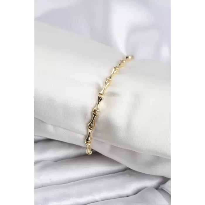 Pirinç Gold Renk VIP Seri İnce Kemik Model Zirkon Taşlı Kadın Bileklik