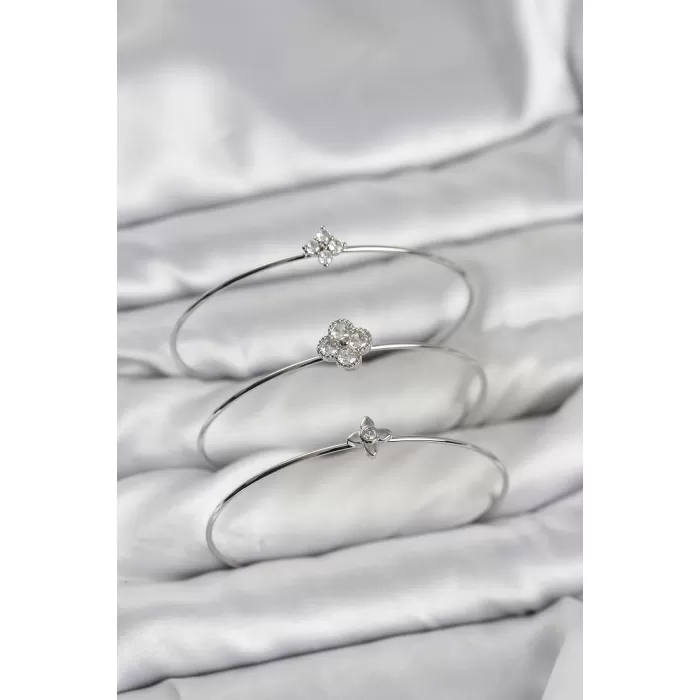 Zirkon Taşlı Gümüş Renk Yonca Tasarım 3lü Kadın Bileklik Kombini