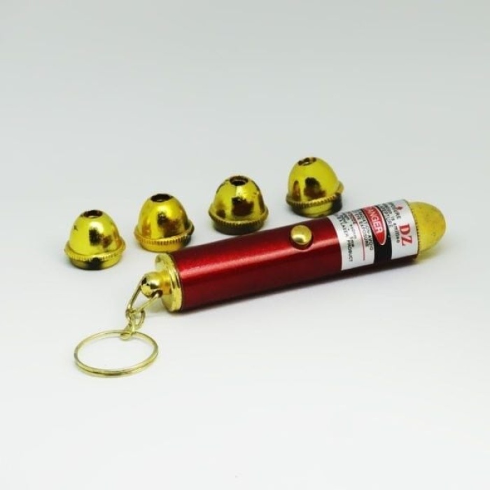 4 Yedek Başlıklı Pilli Kedi Oyuncağı Lazer Anahtarlık -