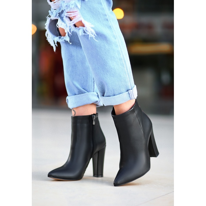 Loora Siyah Cilt Topuklu Bot -