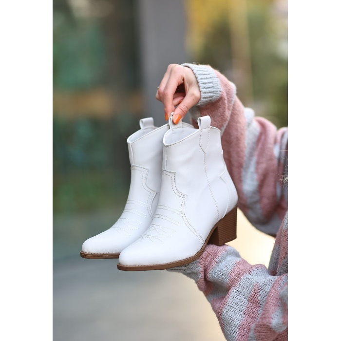 Akver Bej Cilt Topuklu Bot -