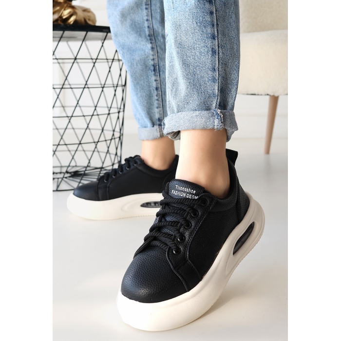 Chris Siyah Cilt Bağcıklı Spor Ayakkabı -