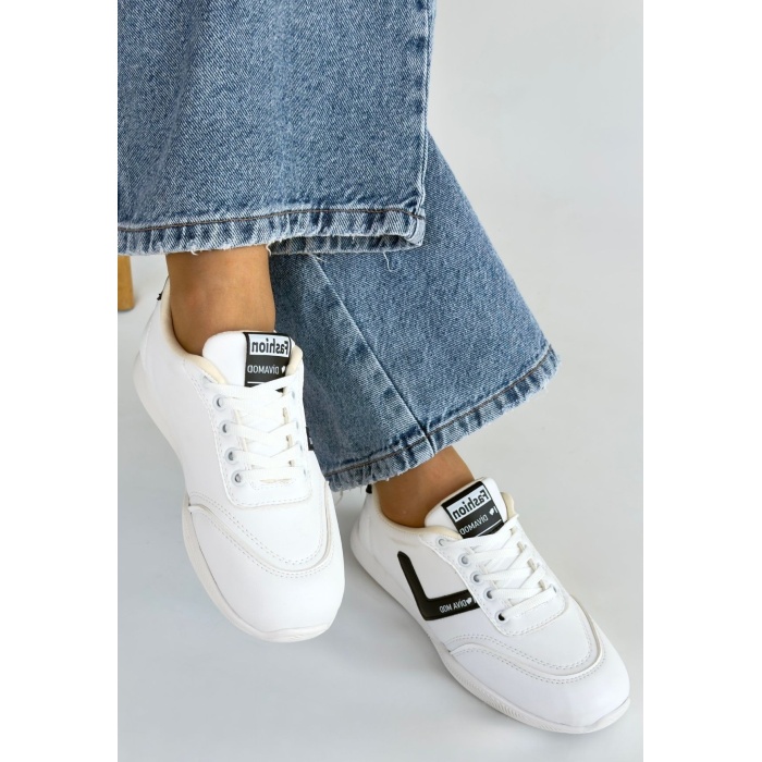 Jowen Beyaz Cilt Siyah Detaylı Bağcıklı Spor Ayakkabı -