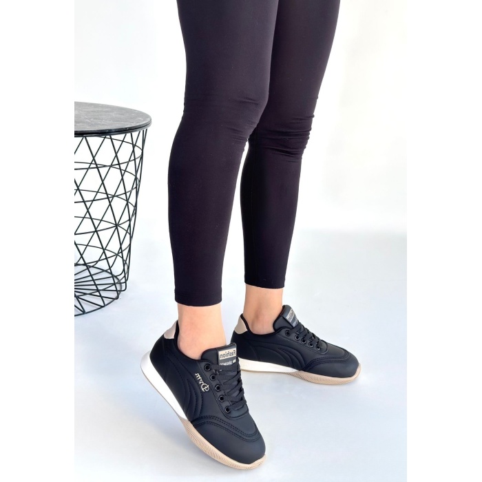 Tawen Siyah Cilt Bej Tabanlı Bağcıklı Spor Ayakkabı -