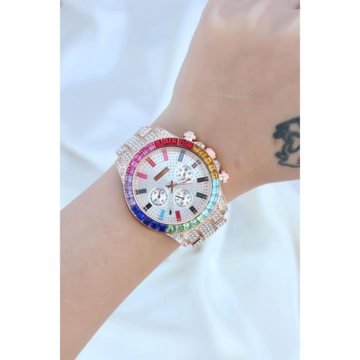 Clariss Trend Rose Metal Kordonlu Zirkon Taş Kaplama Renkli Taşlı Kasa Tasarımlı Lüx Kadın Kol Saati ( Lisinya )