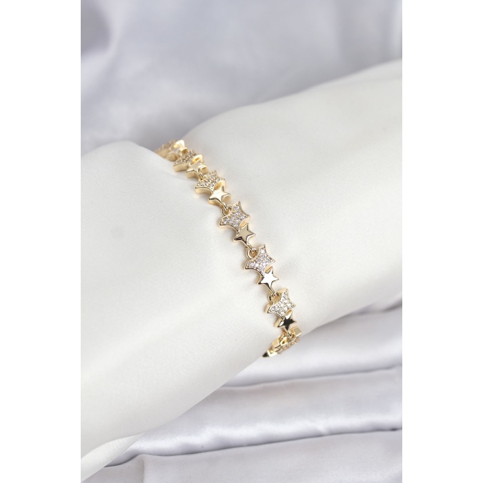 Pirinç Gold Renk VIP Seri Yıldız Model Zirkon Taşlı Kadın Bileklik - Lisinya