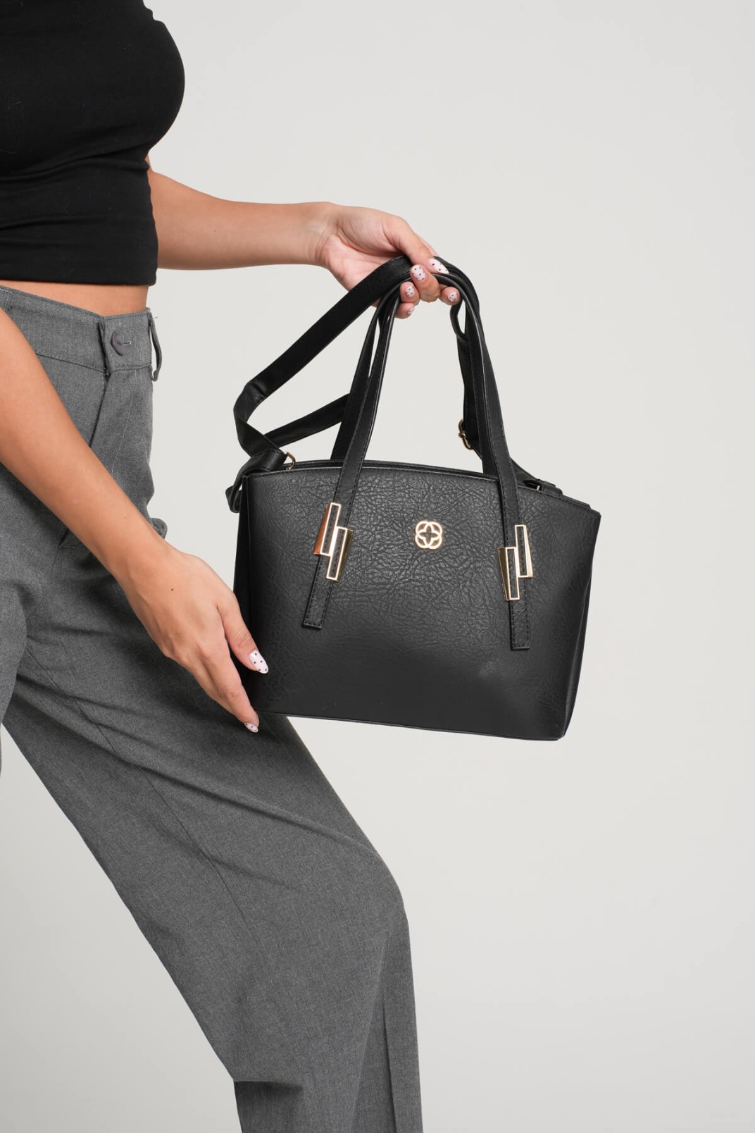 Elora Kadın Günlük Siyah Çanta