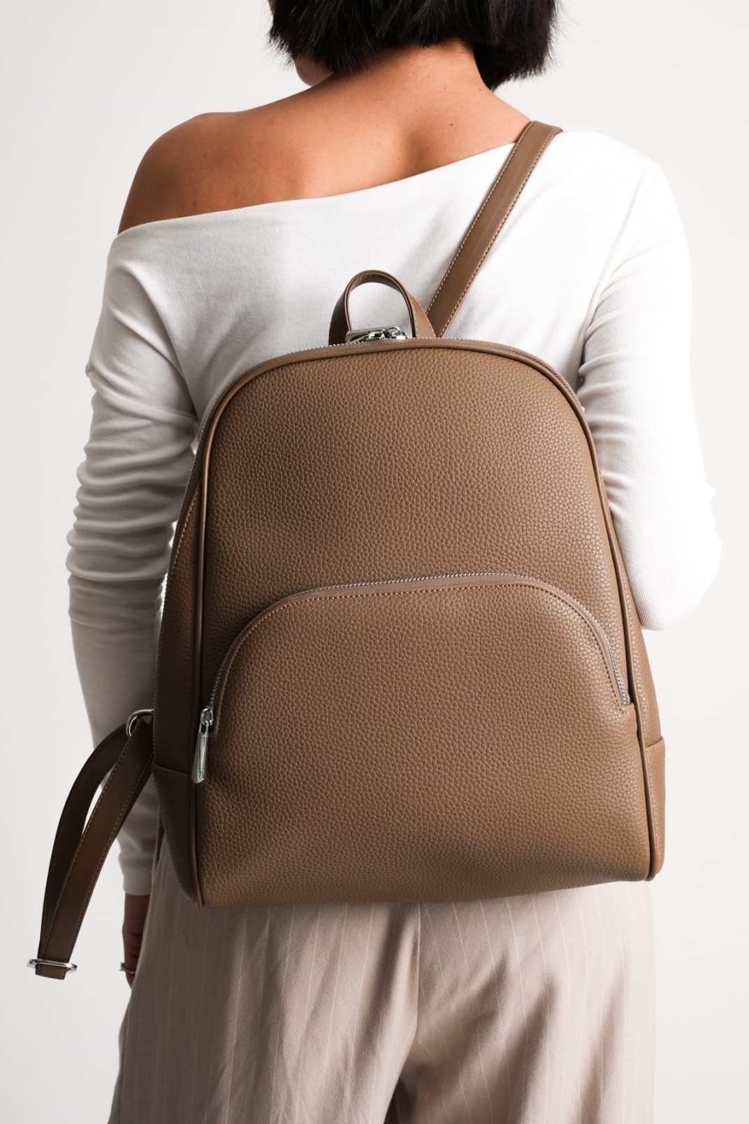 Nova Kadın Büyük Günlük Sırt Çantası Vizon