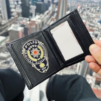 Renkli Demir Rozetli Hakiki Deri Cüzdan