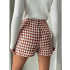 İki düğmeli kaz ayağı desen ch kumaş şort etek bordobeyaz h26414