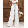 Keten bağcıklı beyaz pantolon