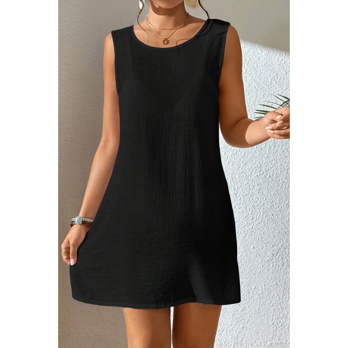 Kadın Siyah Sırt Detaylı Yırtmaçlı Plaj Elbisesi Pareo – Şık, Rahat ve 4 Mevsim Kullanıma Uygun