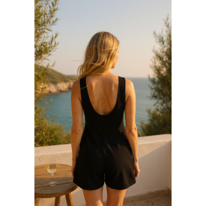Kadın Siyah Mini Cepli Tulum Plaj Elbisesi – Şık, Rahat ve 4 Mevsim Kullanıma Uygun