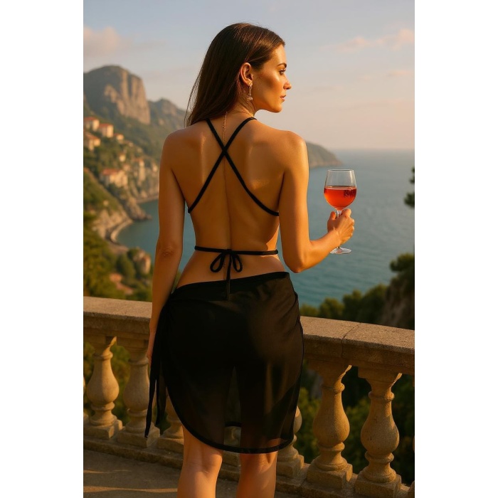 Kadın Siyah Çapraz Bağlamalı Crop ve Pareo 2li Set – Modern ve Şık Tasarım