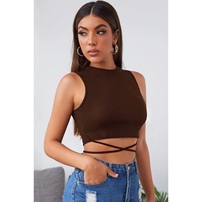 Kadın Kahverengi Çapraz Bağlamalı Crop Top Büstiyer – Modern ve Şık Tasarım