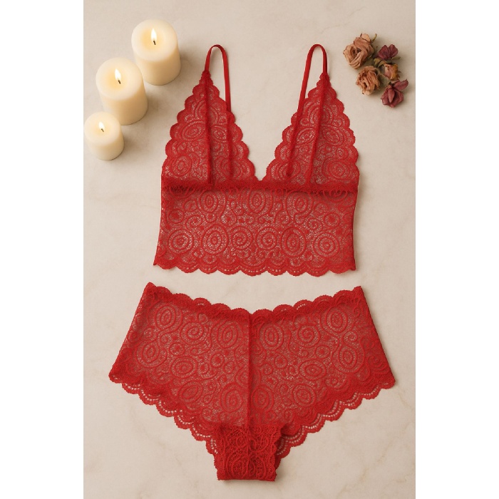 Kadın Kırmızı Dantel Bralet Şort Takımı – Tutkulu ve Çekici İç Giyim