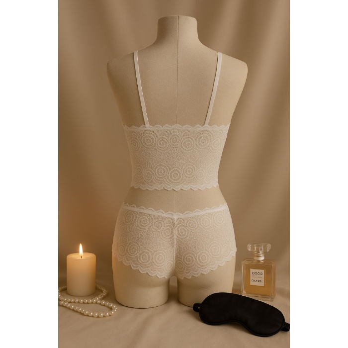 Kadın Beyaz Dantel Bralet Şort Takımı – Romantik ve Zarif İç Giyim