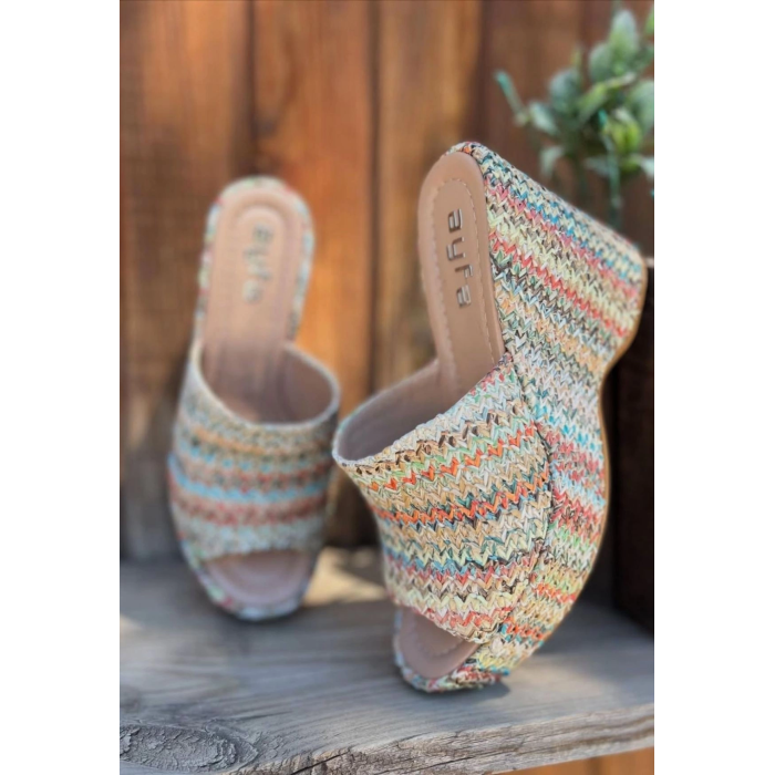 Tlay Kilim Desenli Dolgu Topuk Terlik