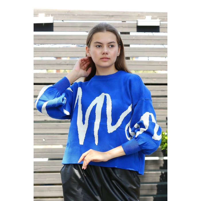 Beyaz çizgili bisiklet yaka kazak saksmavisi