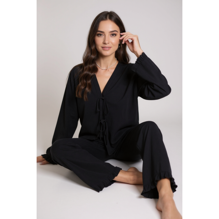 Kadın Siyah Önden Bağlamalı Kolu ve Paçası Fırfır Detaylı Uzun Kollu Pijama Takımı