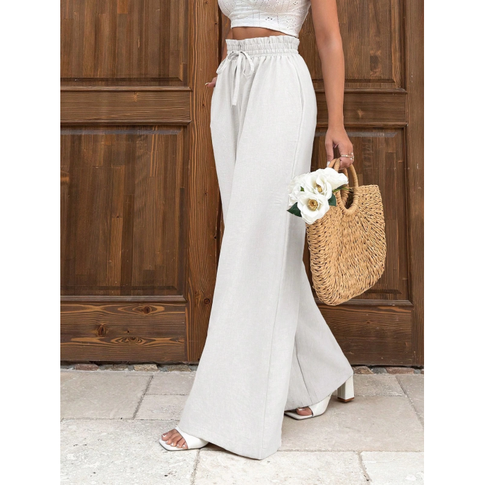 Keten bağcıklı beyaz pantolon