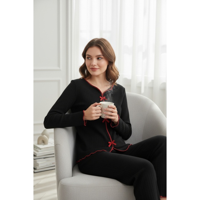 Premium Kadın 4’lü Fitilli Set – Siyah Kırmızı Biyeli (Pijama Üst, Pantolon, Bikini Takımı)