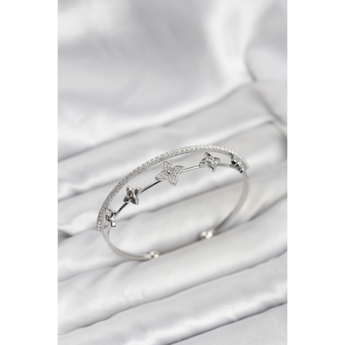 Pirinç Gümüş Renk Çiçek Model Kadın Bileklik