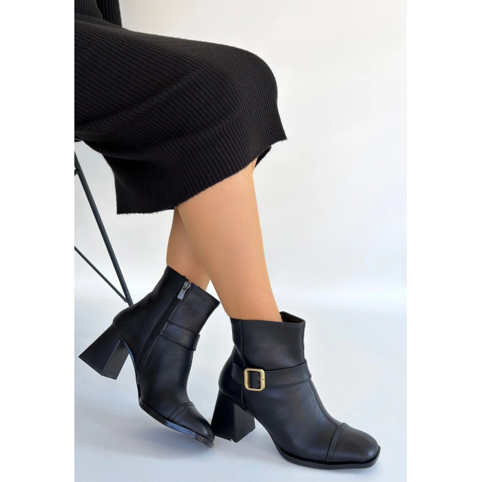 Mejjo Siyah Cilt Topuklu Bot