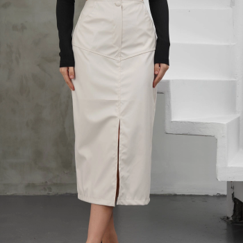 Yırtmaçlı uzun deri etek krem