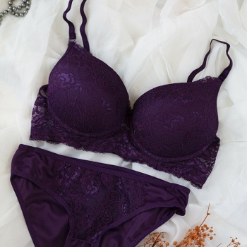 Kadın Mor Dolgulu Dantel Sütyen Ve Külot Takım – Modern, Konforlu ve Günlük Kombinlere Uygun