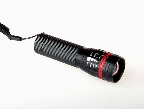 Power Ledli ve Zoomlu 2 Km Menzilli Alüminyum El Feneri (4767)