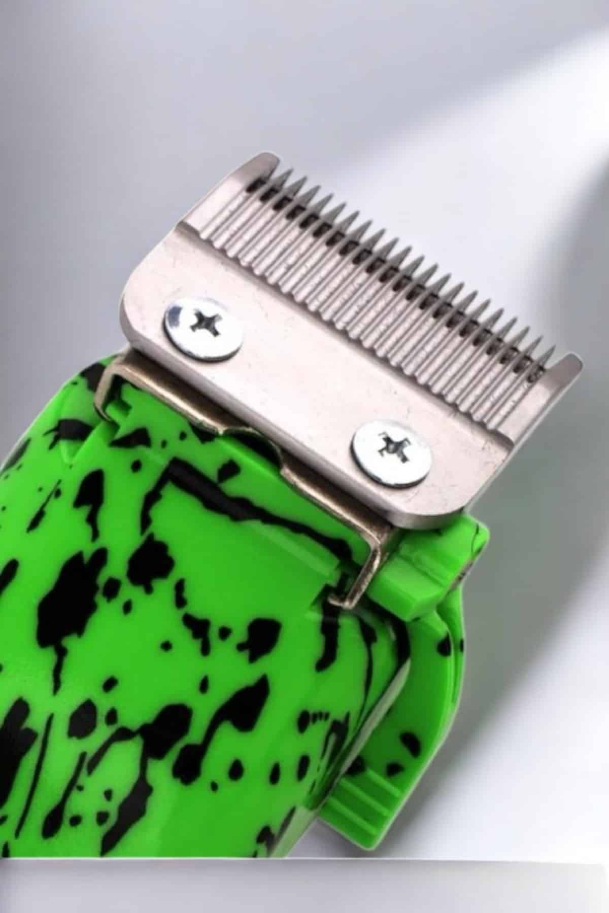 Lazer Öncesi Şarj Edilebilir, Su Geçirmez Tıraş ve Bakım Seti