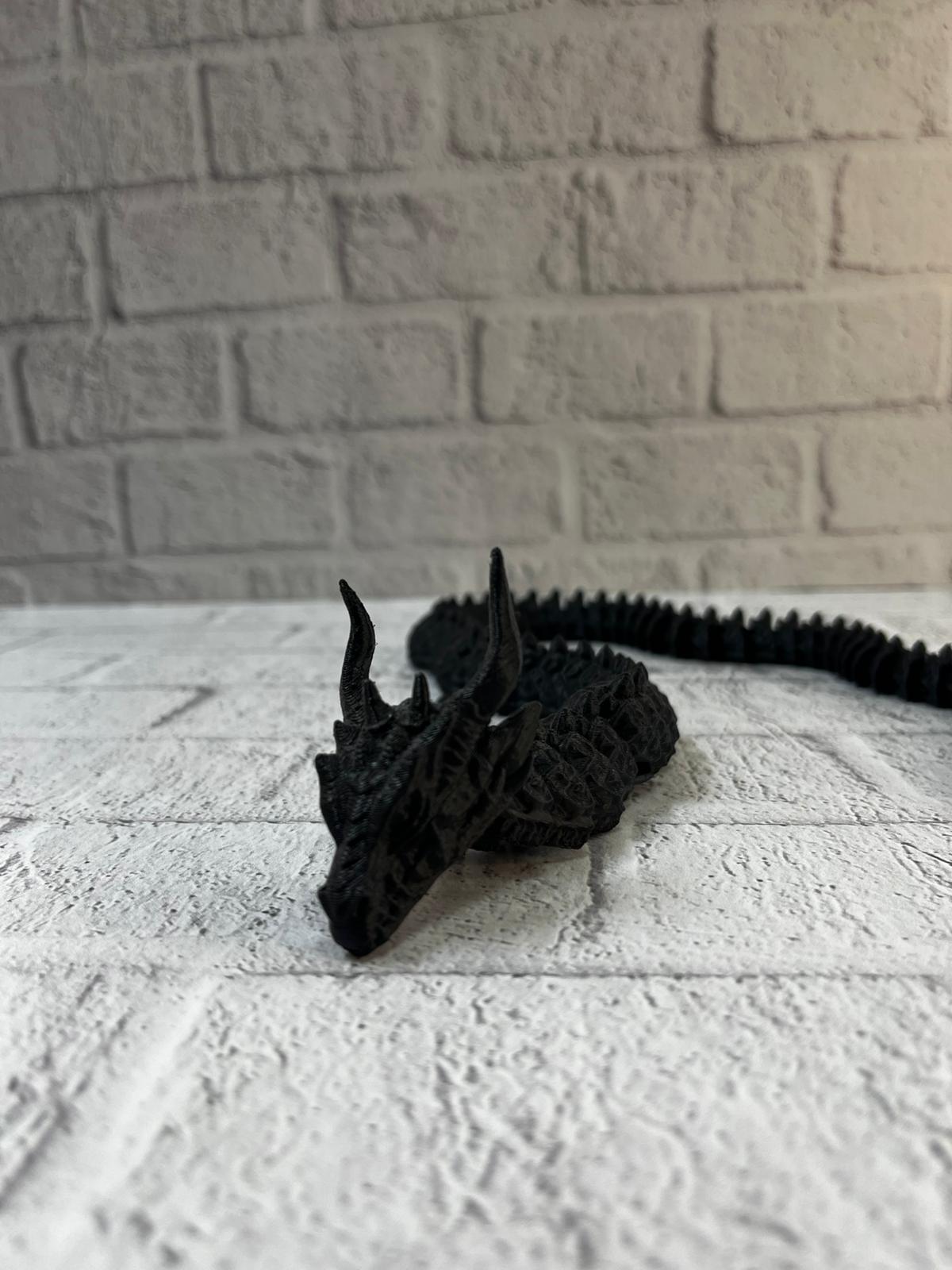 Hareketli Siyah Ejderha Figür Uzun Gövdeli Fantastik Masa ve Raf Dekoru